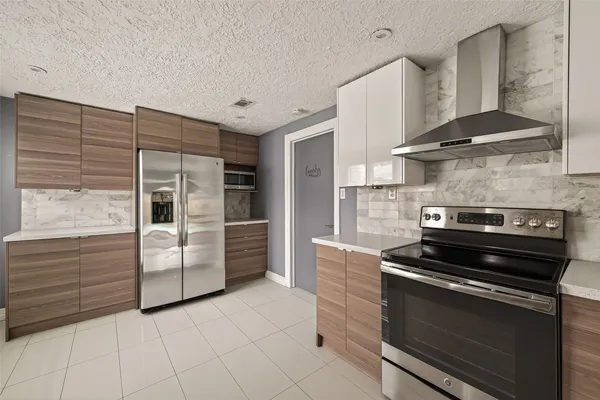 $2,700 | 2130 Round Lake Drive, Houston, TX 77077