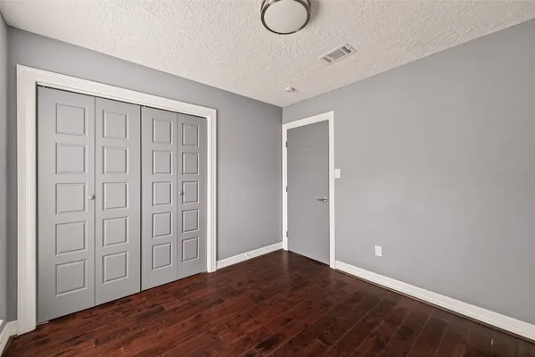 $2,800 | 2130 Round Lake Drive, Houston, TX 77077