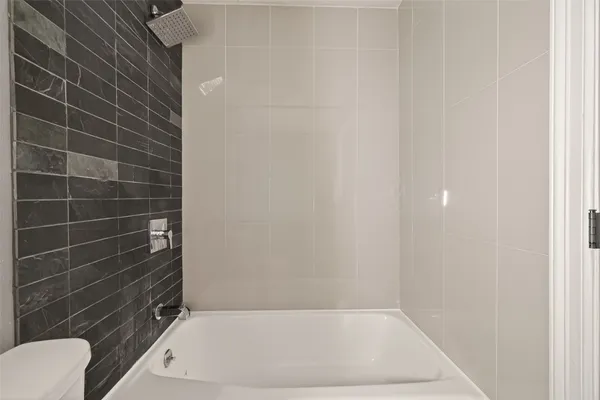 $2,700 | 2130 Round Lake Drive, Houston, TX 77077