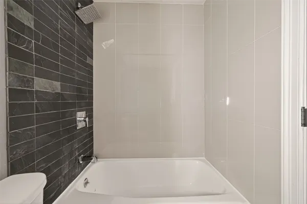 $2,800 | 2130 Round Lake Drive, Houston, TX 77077