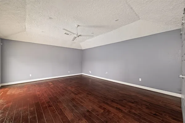 $2,700 | 2130 Round Lake Drive, Houston, TX 77077