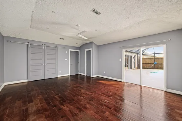 $2,800 | 2130 Round Lake Drive, Houston, TX 77077