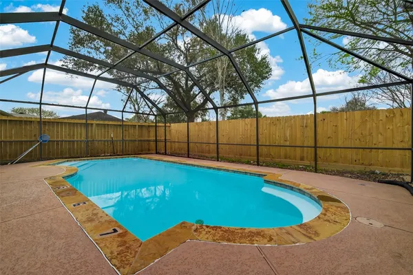 $2,800 | 2130 Round Lake Drive, Houston, TX 77077