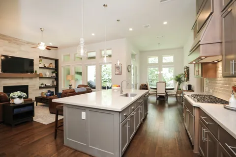 $795,000 | 8511 Tynan Ridge Drive, Magnolia, TX 77354