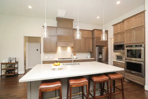 $795,000 | 8511 Tynan Ridge Drive, Magnolia, TX 77354