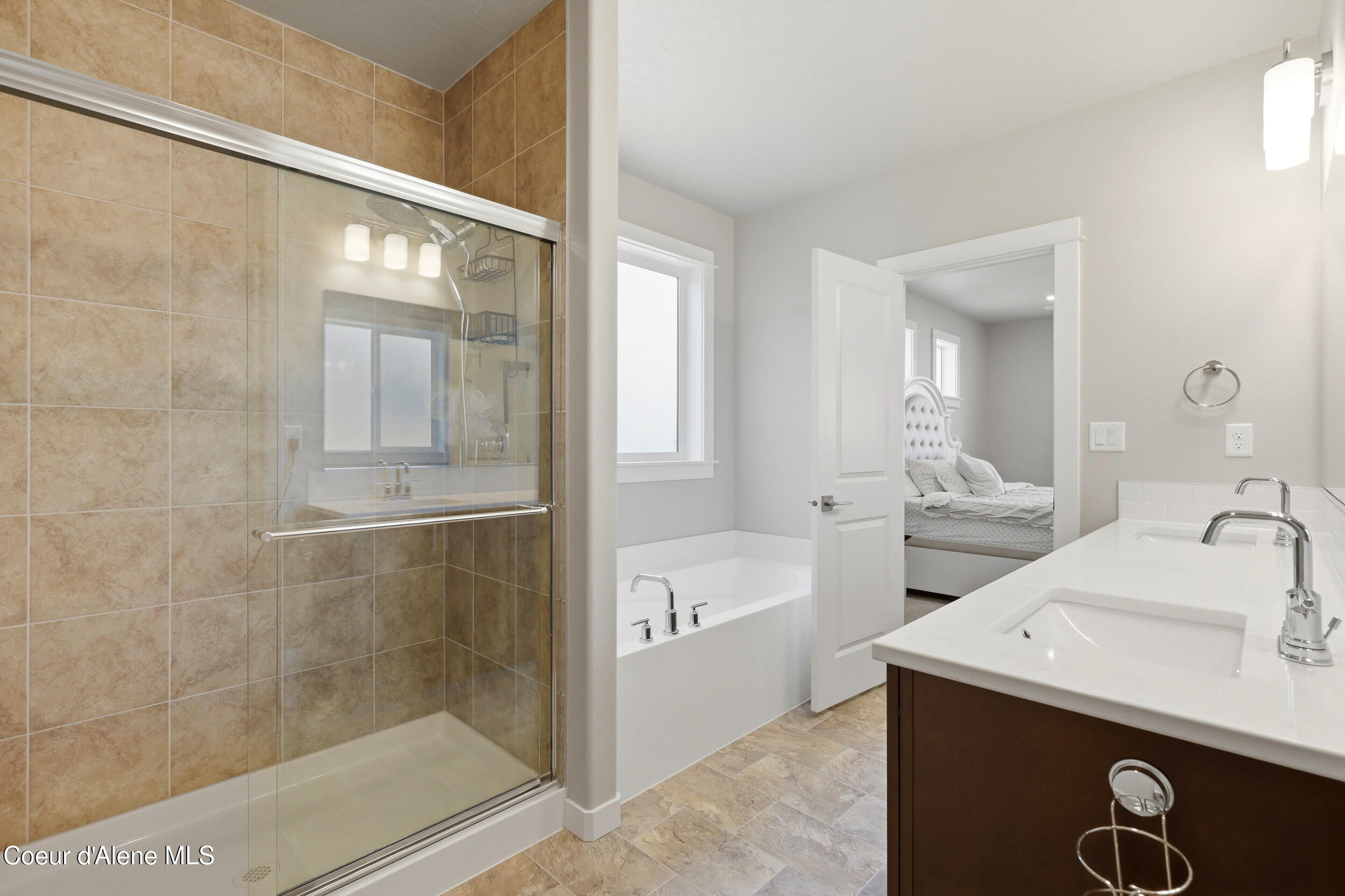 2450 West Victor Loop Coeur D'Alene, ID 83815 - Photo 15 of 49 En Suite with Separate Tub & Shower