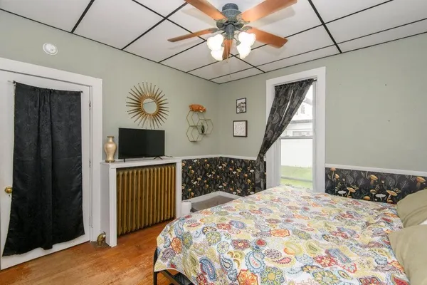 $399,900 | 308 Kettle Moraine Drive South, Slinger, WI 53086