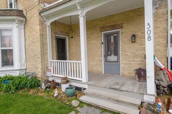 $399,900 | 308 Kettle Moraine Drive South, Slinger, WI 53086