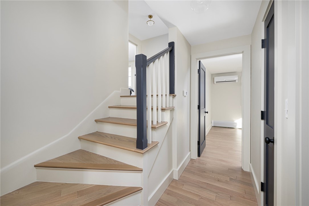 80 Crestwood Road Cranston, RI 02920 - Photo 11 of 44