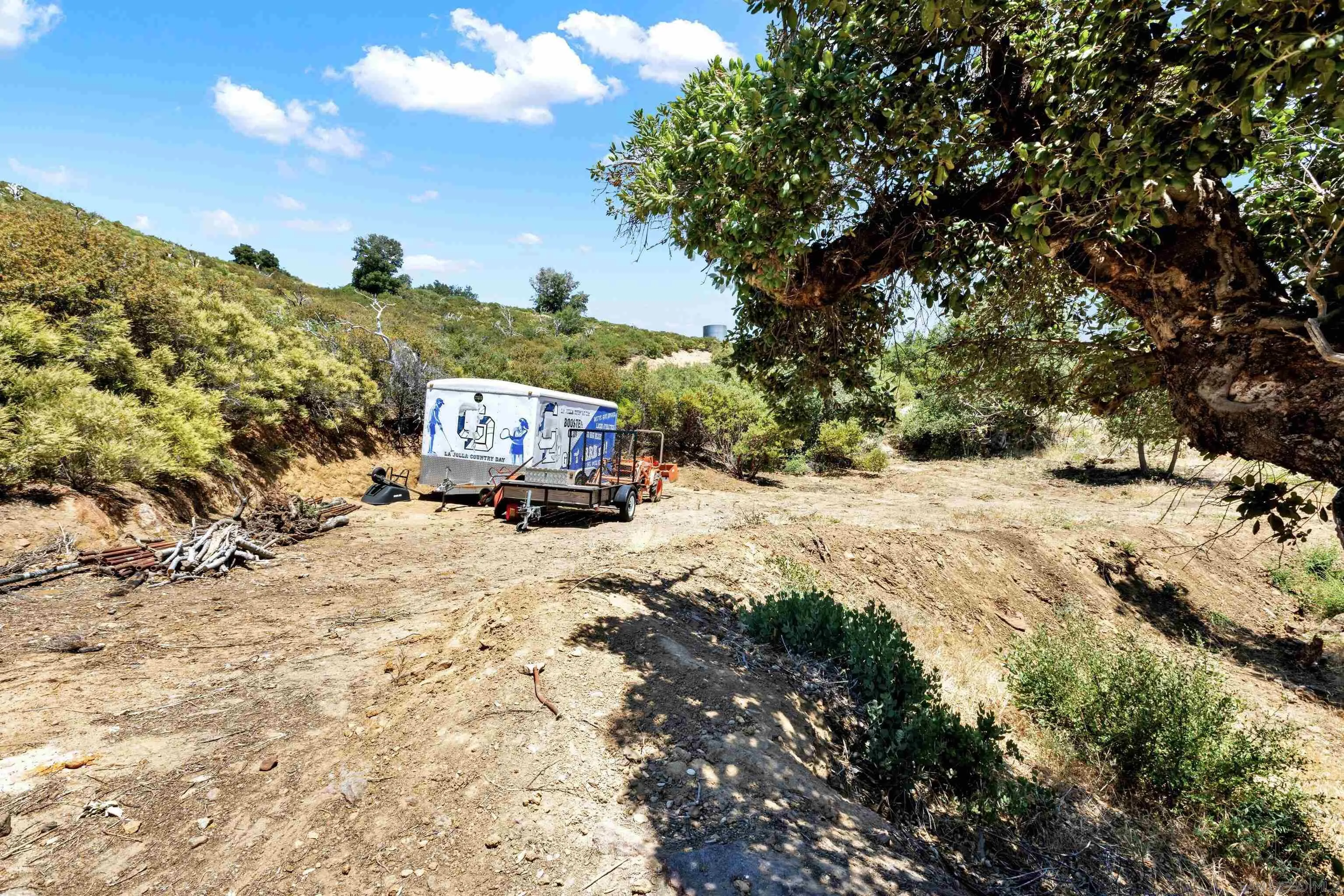 0 Mile High Road Julian, CA 92036 - Photo 7 of 16 a view of a walk in the yard