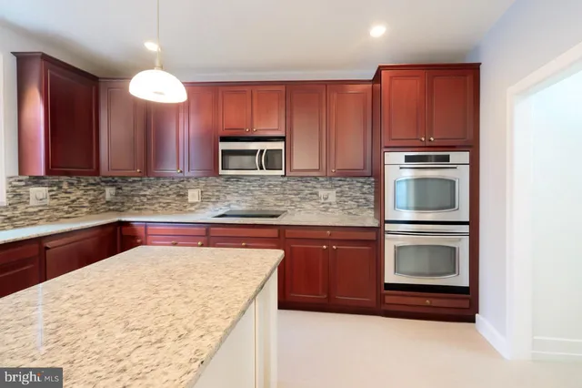 $3,400 | 3164 Lawrin Court, Chesapeake Beach, MD 20732