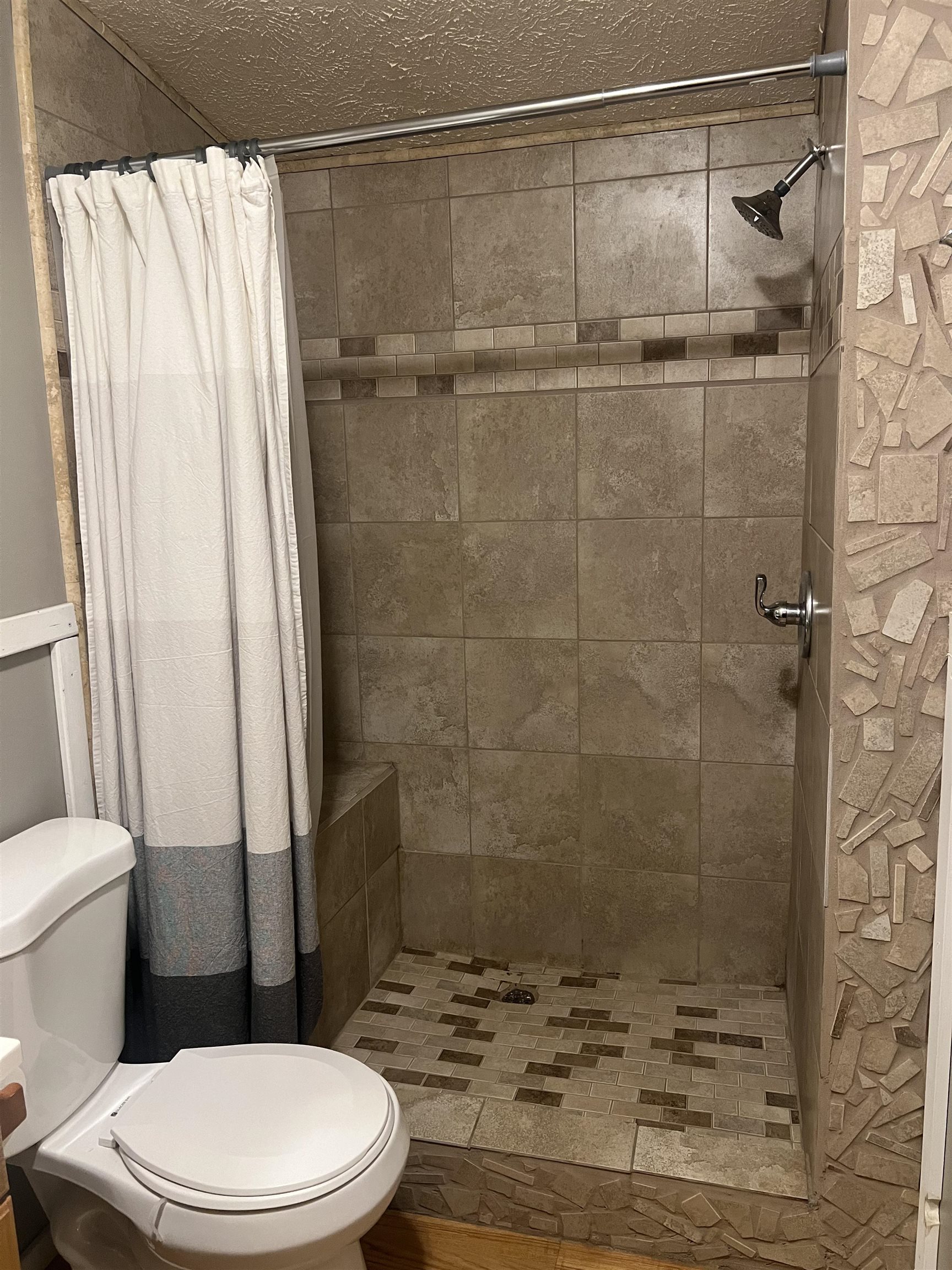 14018 Bishop Road Chesaning, MI 48616 - Photo 21 of 32 50165328-e788ad98-8516-4023-97f0-b558768e91fc.JPG