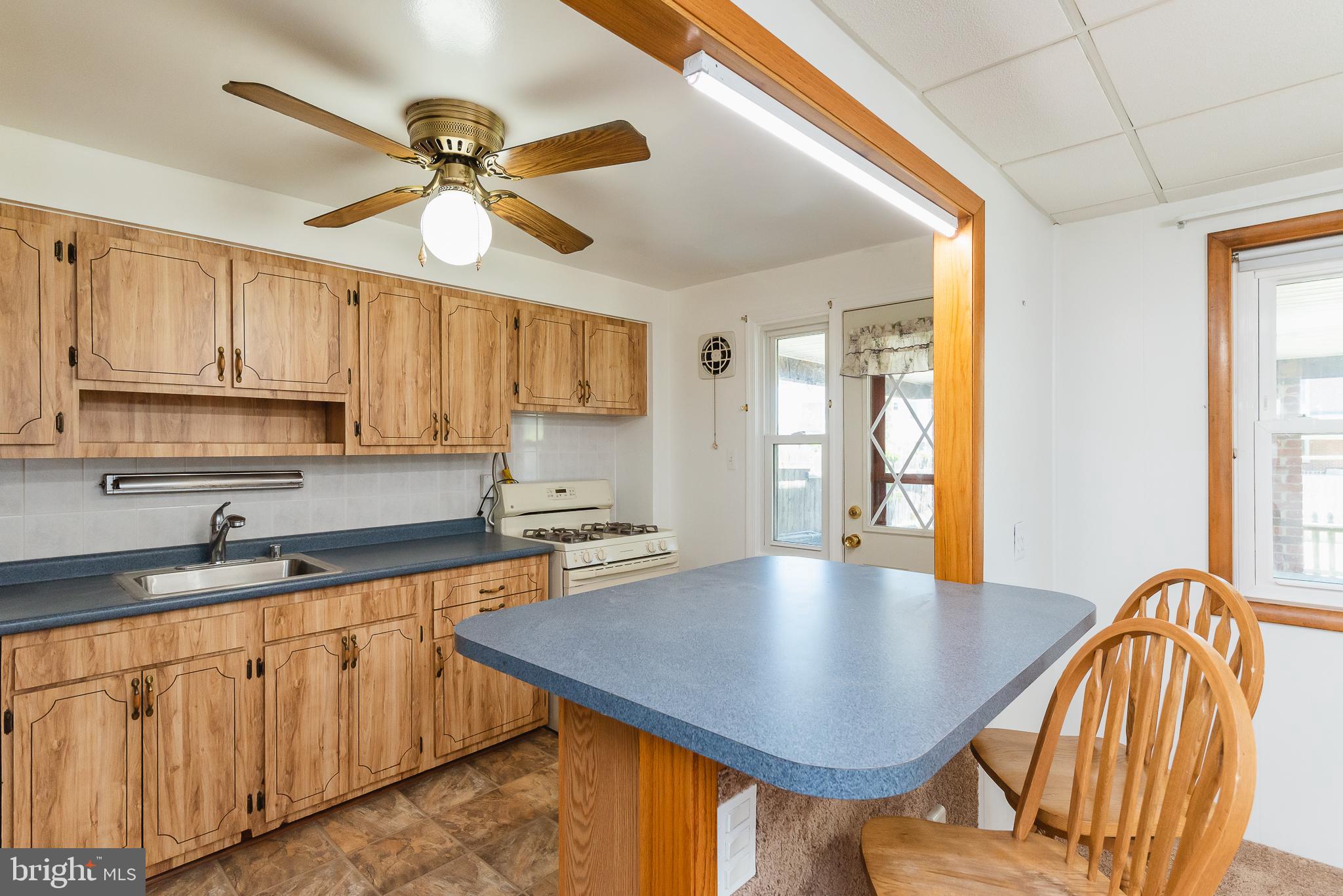 1729 Inverness Avenue Dundalk, MD 21222 - Photo 13 of 46 Kitchen