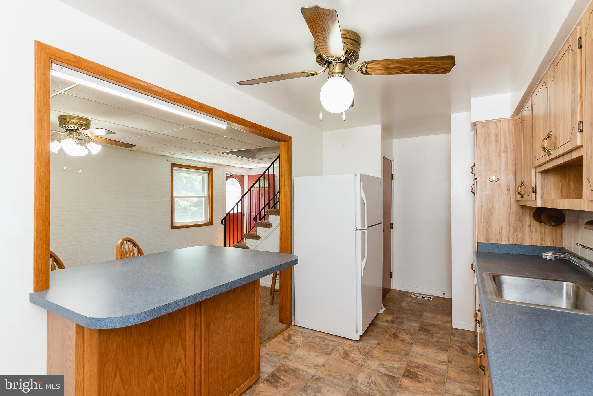 1729 Inverness Avenue Dundalk, MD 21222 - Photo 18 of 46 Kitchen
