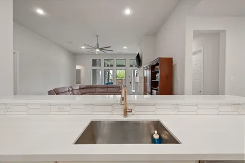 $750,000 | 2829 Midlake Drive, Midlothian, TX 76065