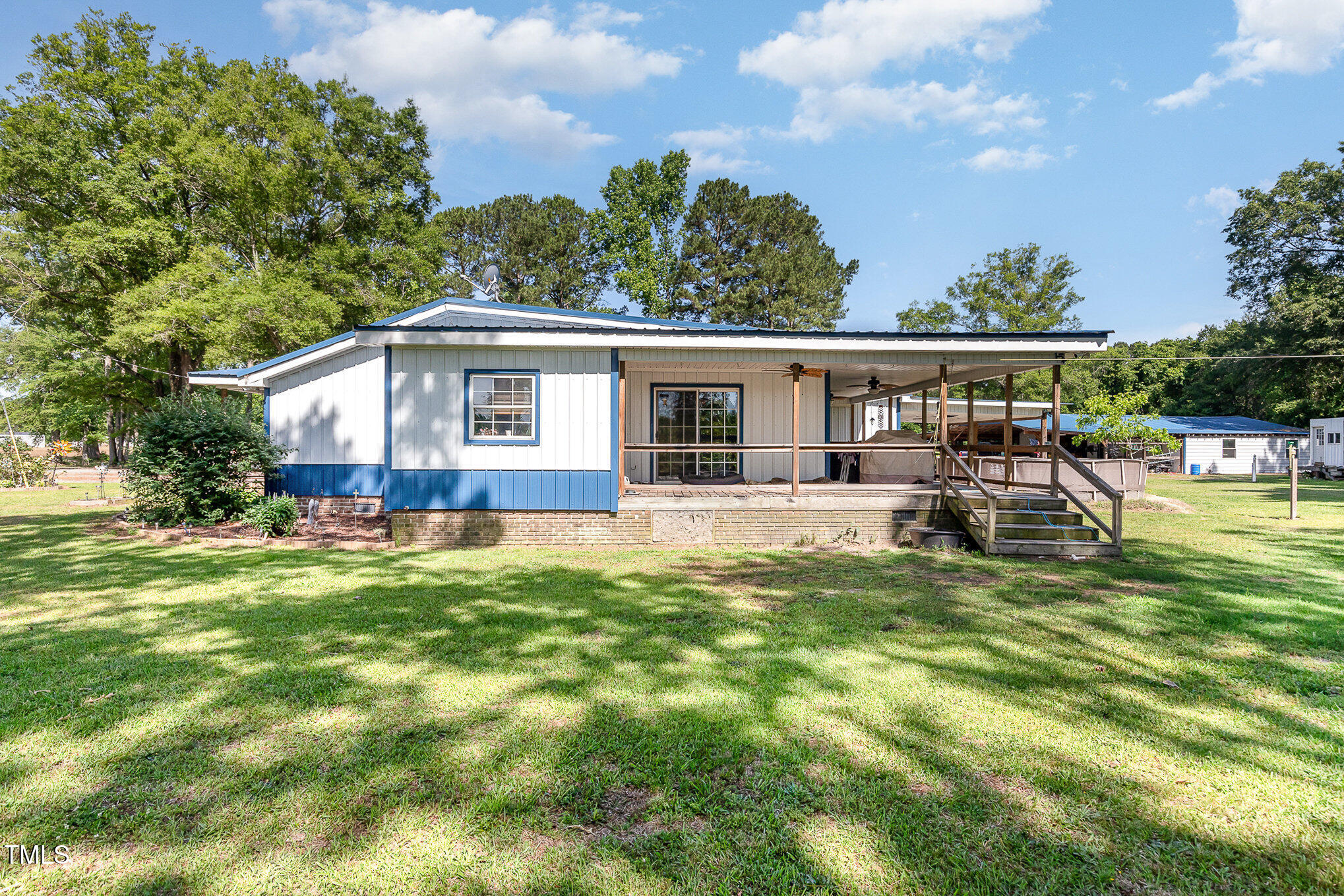 155 G Herring Road Princeton, NC 27569 - Photo 13 of 28 013_img_2397-edit_984