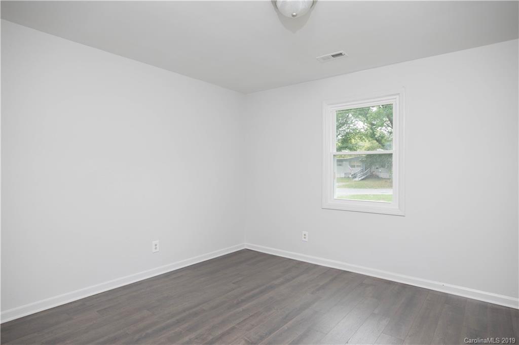 413 Sumter Street Clover, SC 29710 - Photo 19 of 22 Gallery Image 19