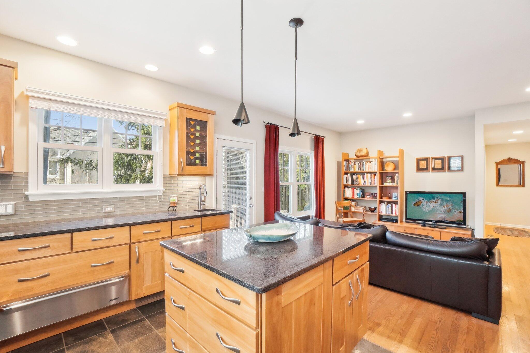 1228 Ferdon Road Ann Arbor, MI 48104 - Photo 12 of 47 17-web-or-mls-Ferdon Rd-017