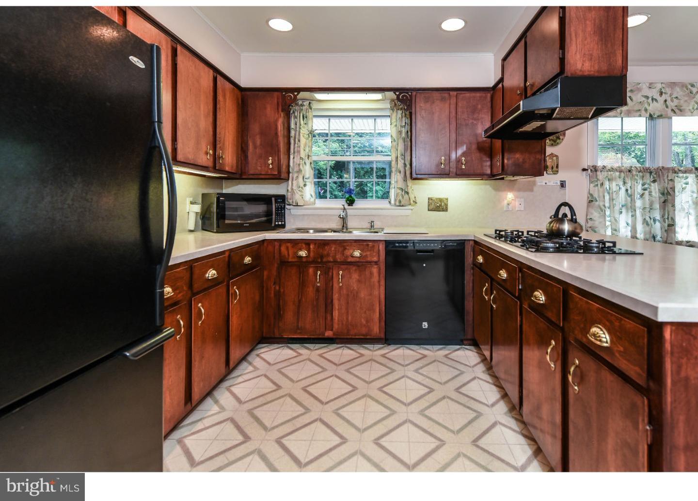 324 Orchard Road Newark, DE 19711 - Photo 4 of 25 Gallery Image 4