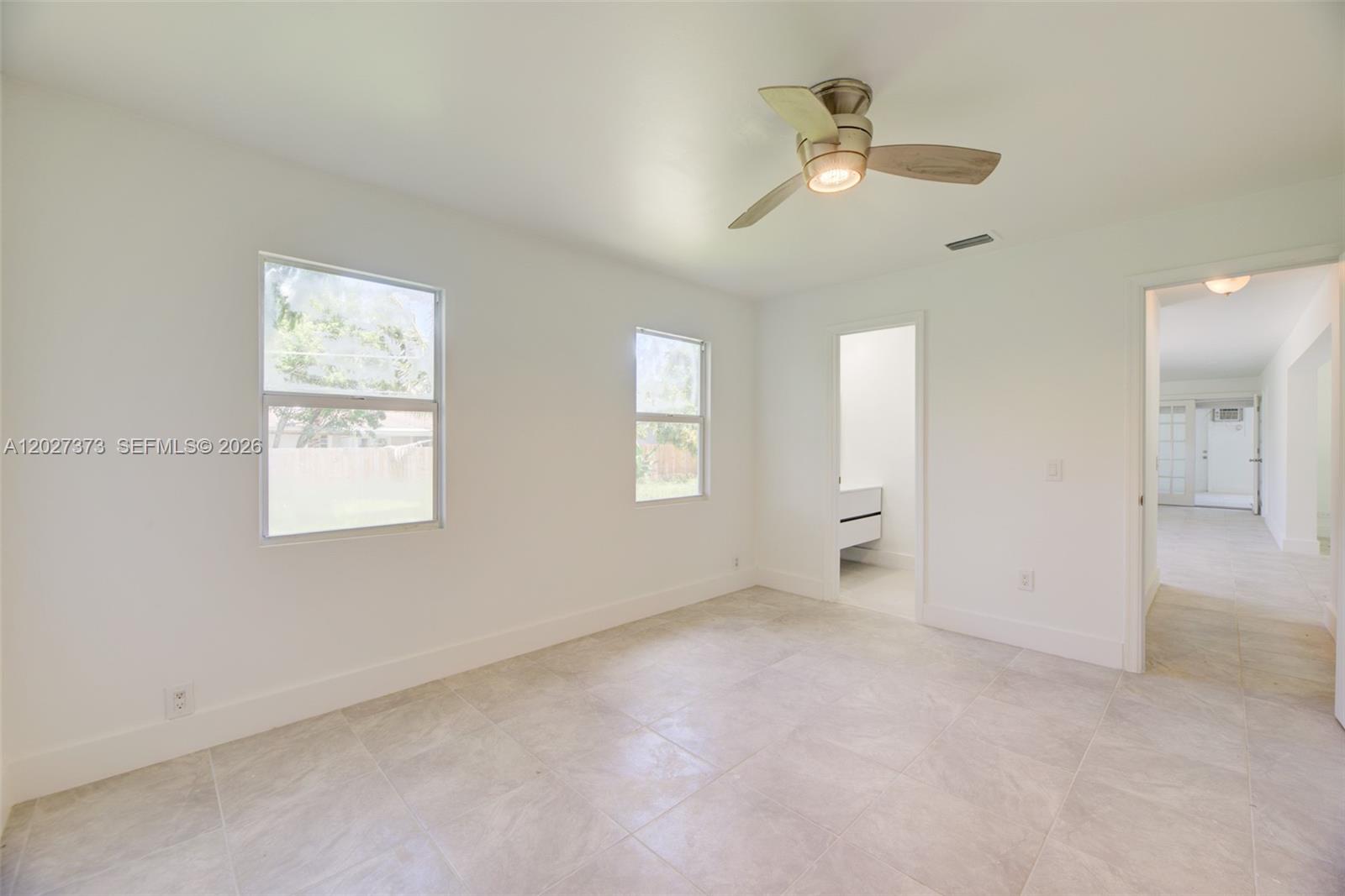 3327 Sapphire Road Lake Worth, FL 33462 - Photo 17 of 34