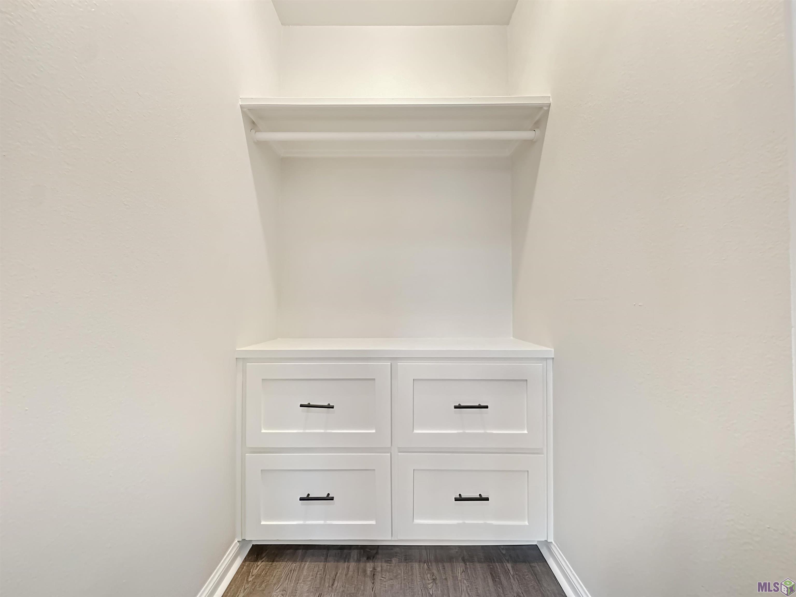 5538 Upton Drive Baton Rouge, LA 70809 - Photo 12 of 24 Walk-In Closet in Master Bedroom)