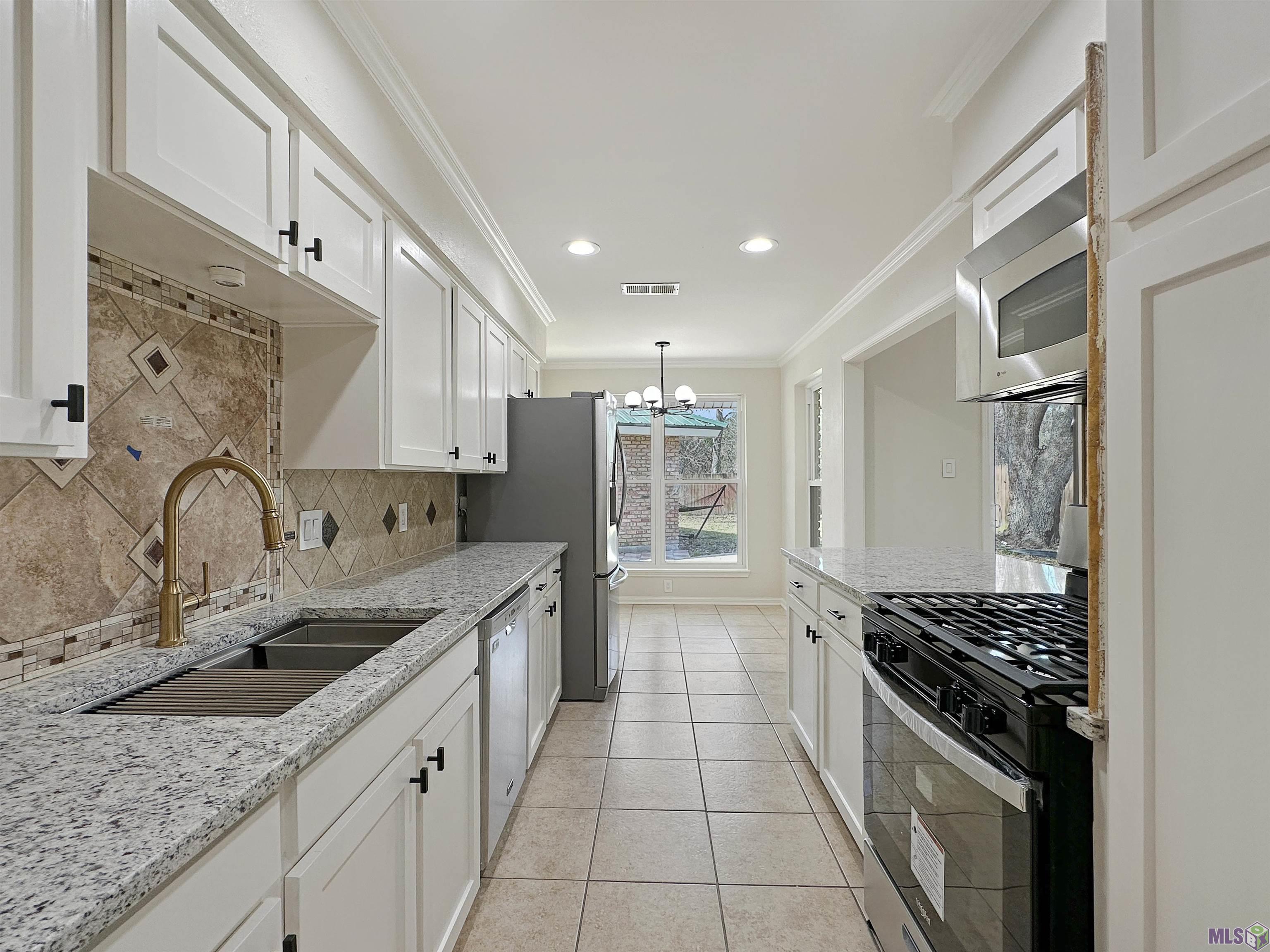 5538 Upton Drive Baton Rouge, LA 70809 - Photo 7 of 24