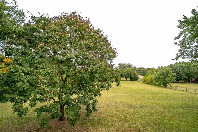 $395,000 | 14405 South Greentree Drive, Olathe, KS 66061