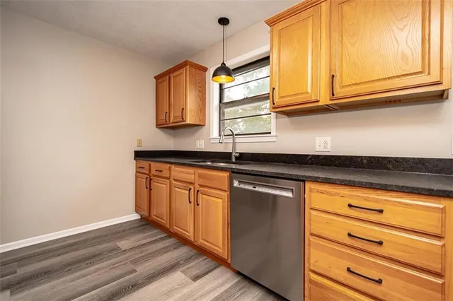 $395,000 | 14405 South Greentree Drive, Olathe, KS 66061