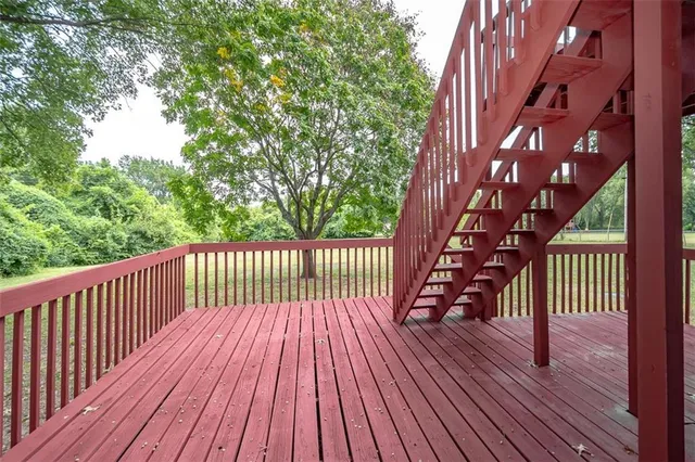 $395,000 | 14405 South Greentree Drive, Olathe, KS 66061