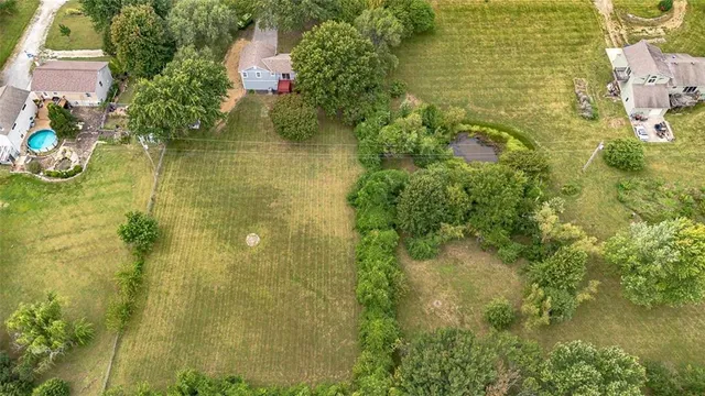 $395,000 | 14405 South Greentree Drive, Olathe, KS 66061