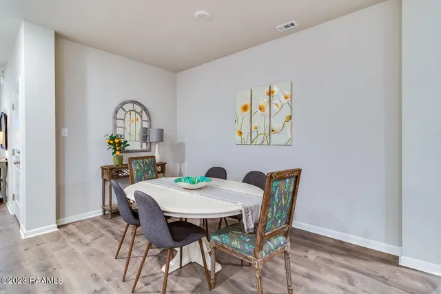 $3,500 | 109 Red Pne Drive, Lafayette, LA 70501