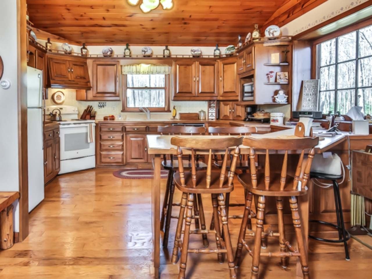 16557 Tuttle Road Eagle River, WI 54521 - Photo 15 of 42 Gallery Image 15