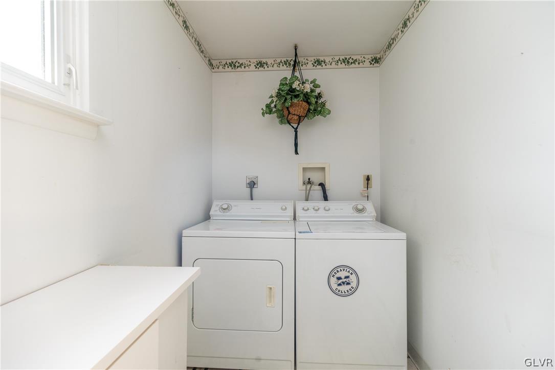 867 Poplar Road Hellertown, PA 18055 - Photo 13 of 18 Gallery Image 13