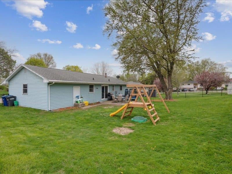 2183 Key Way Drive Dubuque, IA 52002 - Photo 22 of 25 Gallery Image 22