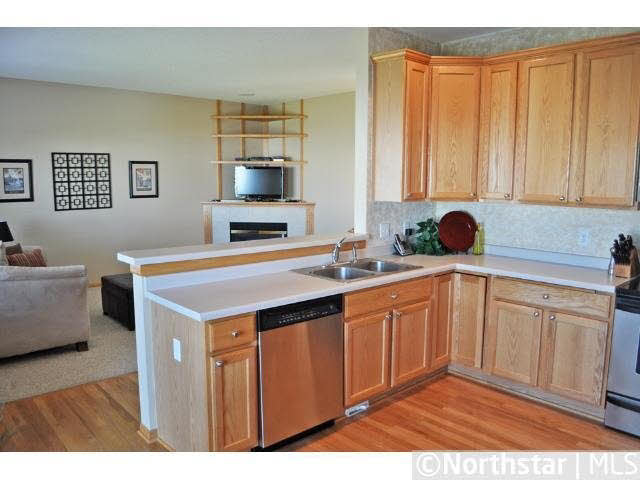 9706 Marshall Road Eden Prairie, MN 55347 - Photo 4 of 17 Gallery Image 4