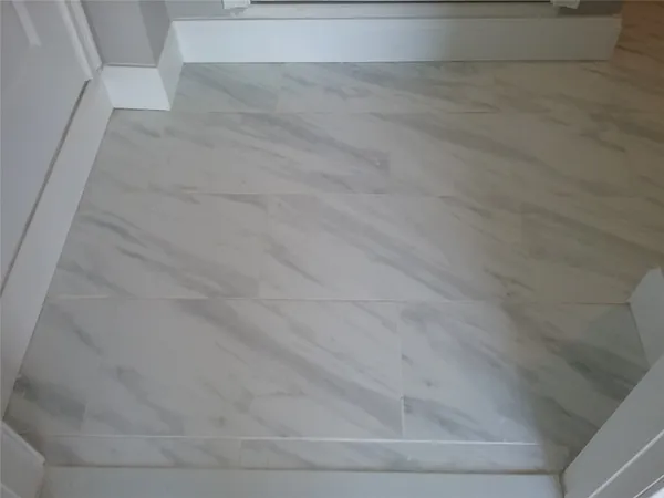 $4,200 | 68 Memorial Boulevard, Unit B, Newport, RI 02840