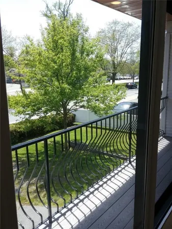 $4,200 | 68 Memorial Boulevard, Unit B, Newport, RI 02840