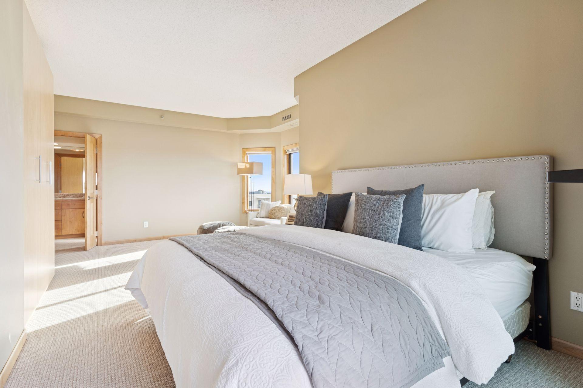 1201 Yale Place, Unit 2009 Minneapolis, MN 55403 - Photo 32 of 124