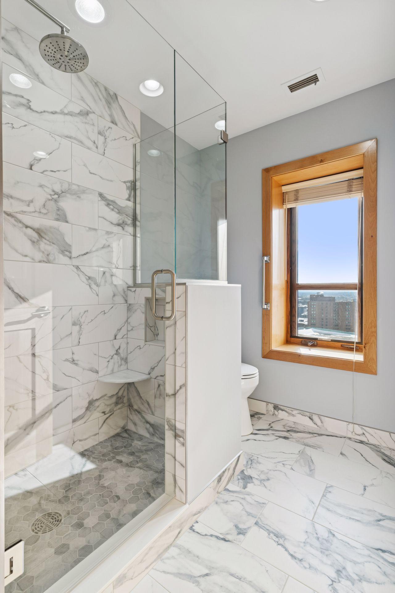 1201 Yale Place, Unit 2009 Minneapolis, MN 55403 - Photo 34 of 124