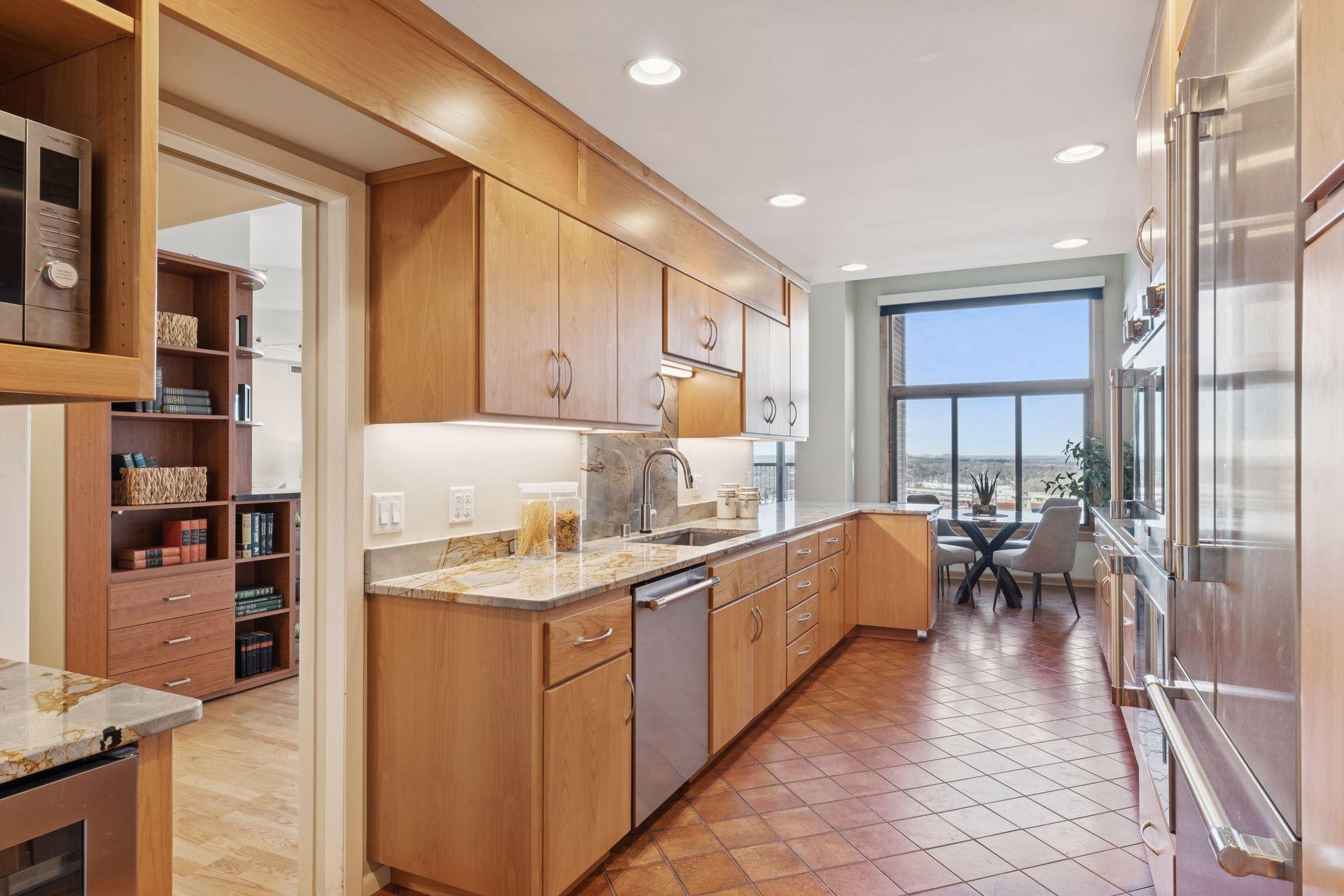 1201 Yale Place, Unit 2009 Minneapolis, MN 55403 - Photo 6 of 124