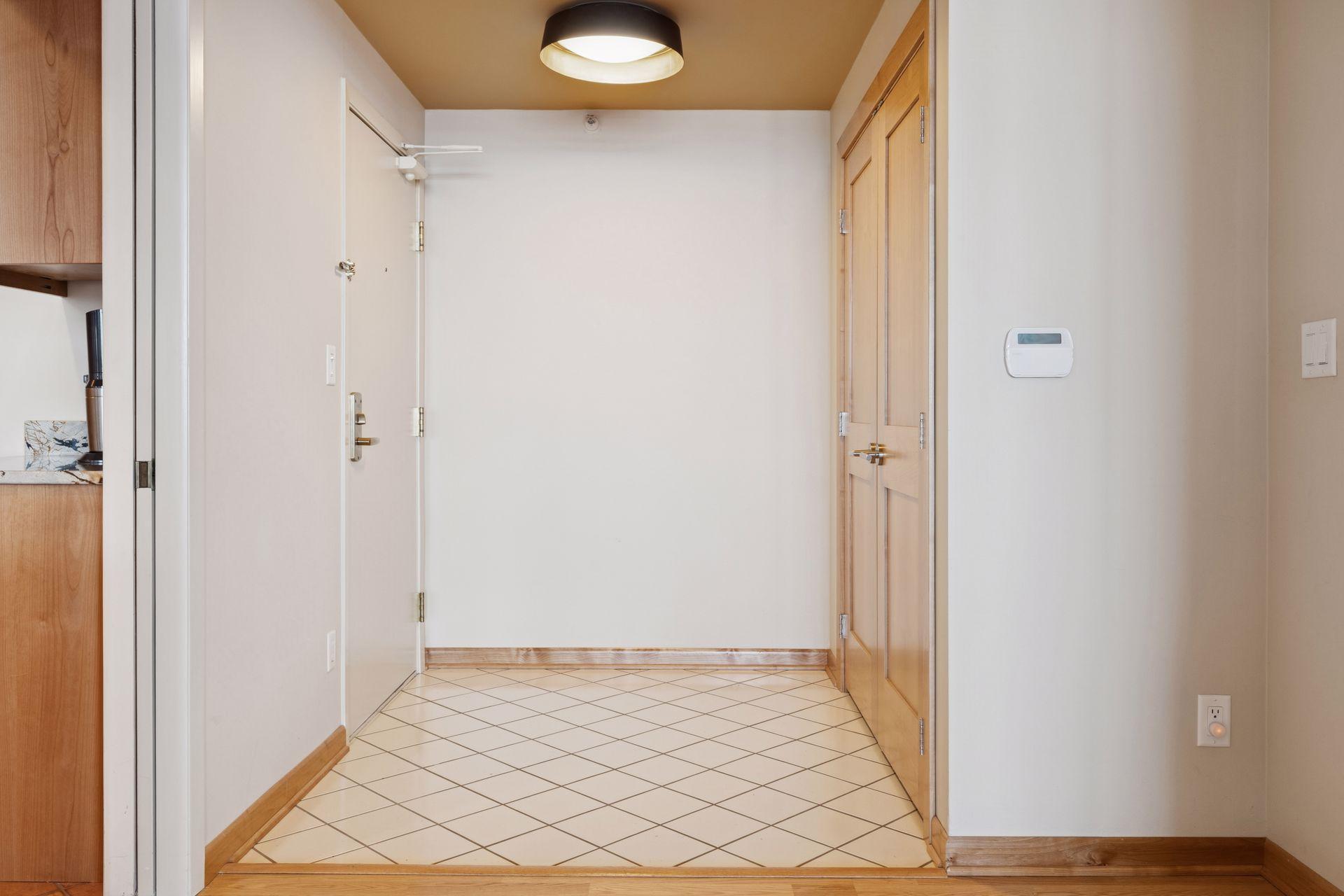 1201 Yale Place, Unit 2009 Minneapolis, MN 55403 - Photo 7 of 124