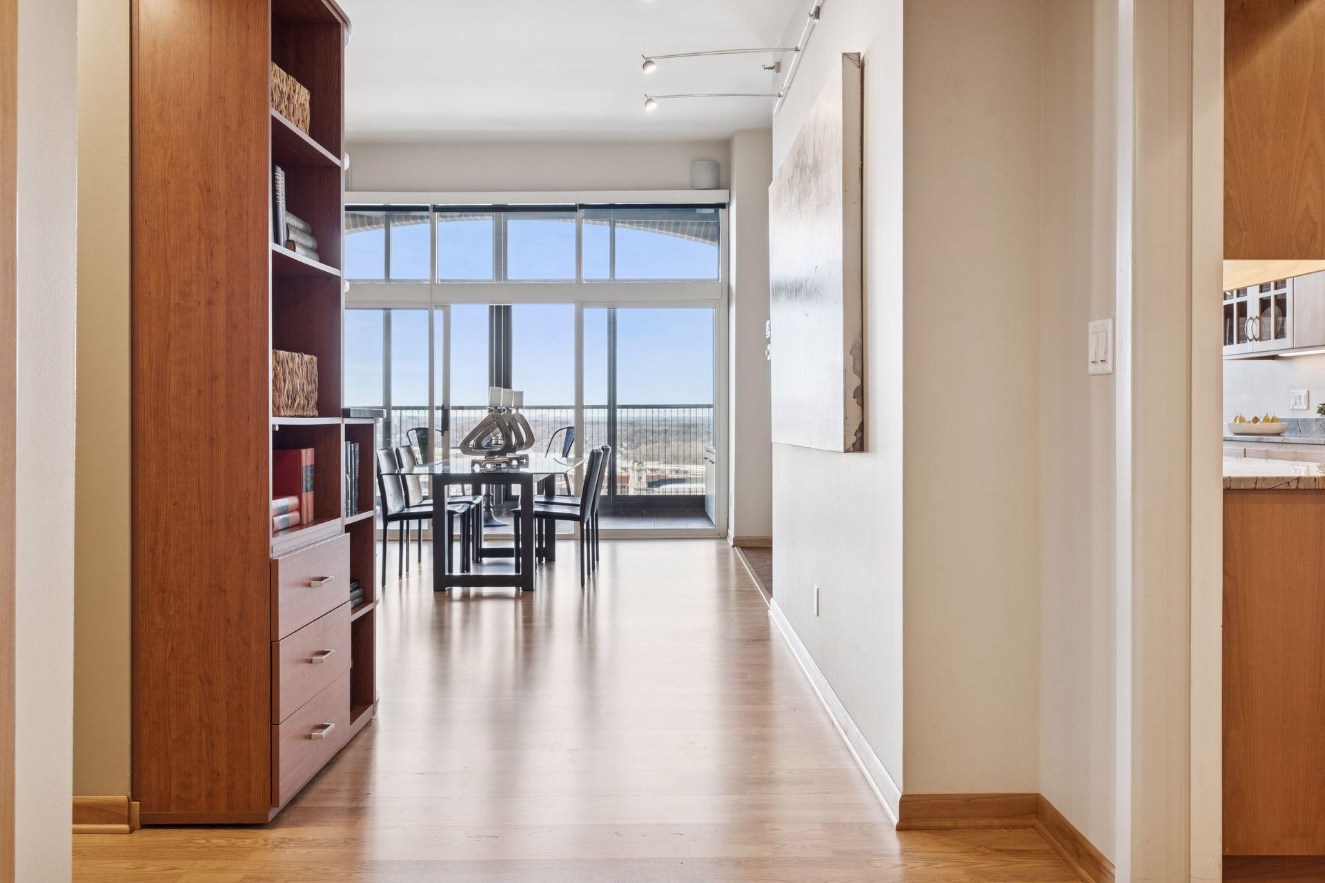 1201 Yale Place, Unit 2009 Minneapolis, MN 55403 - Photo 8 of 124