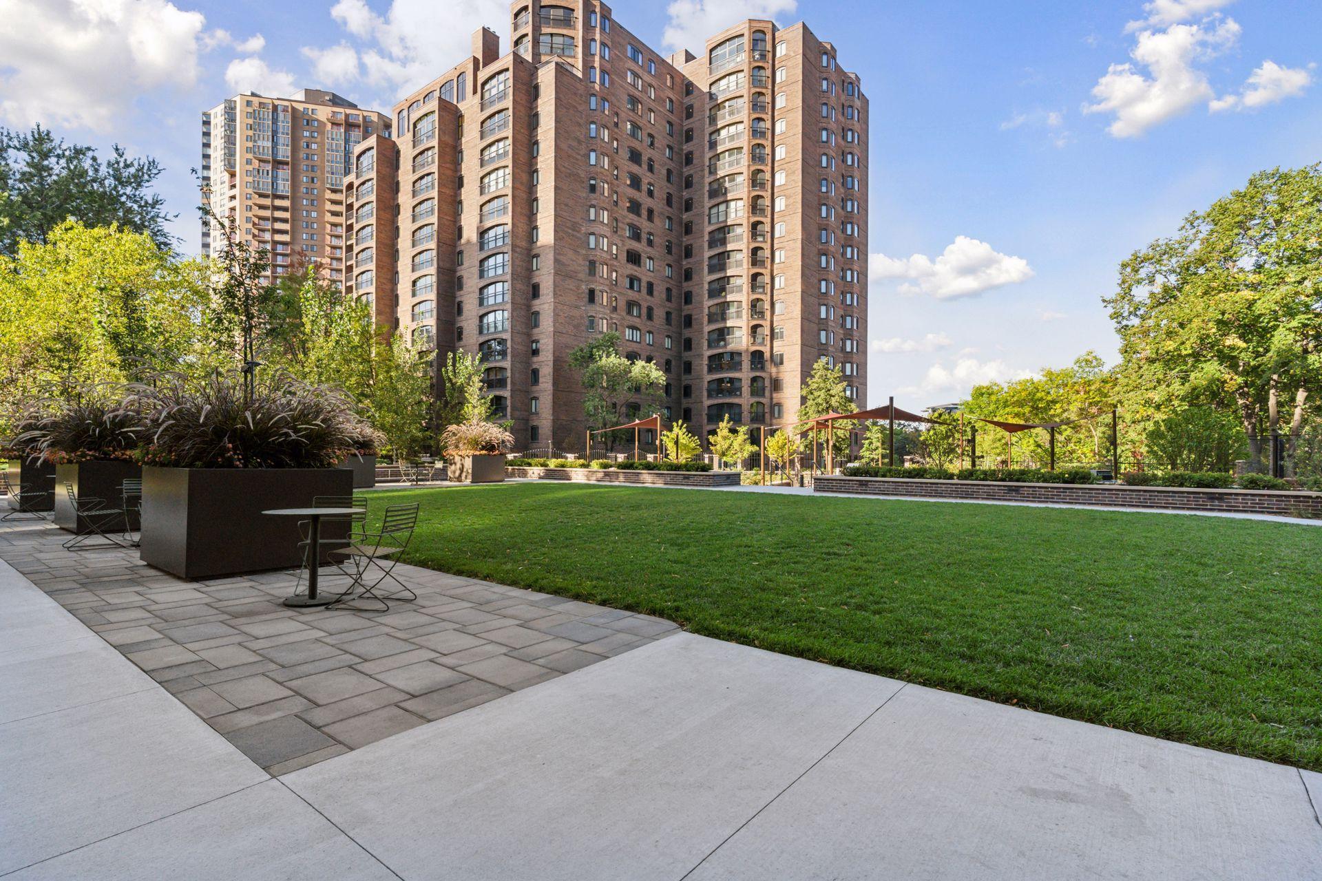 1201 Yale Place, Unit 2009 Minneapolis, MN 55403 - Photo 90 of 124