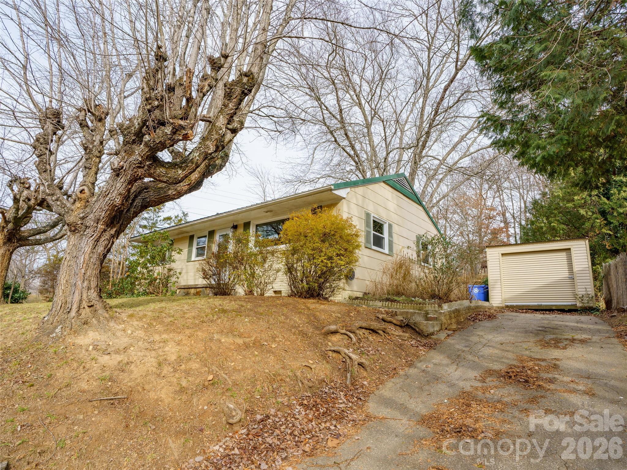 184 London Road Asheville, NC 28803 - Photo 1 of 26
