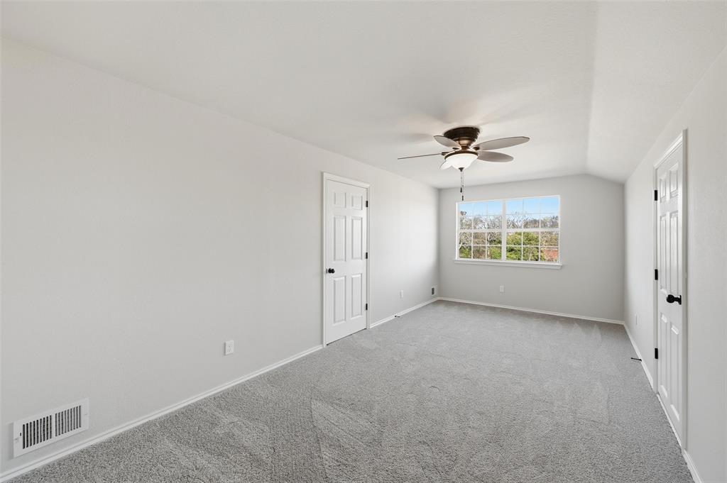 130 Spring Lake Circle Waxahachie, TX 75167 - Photo 16 of 27