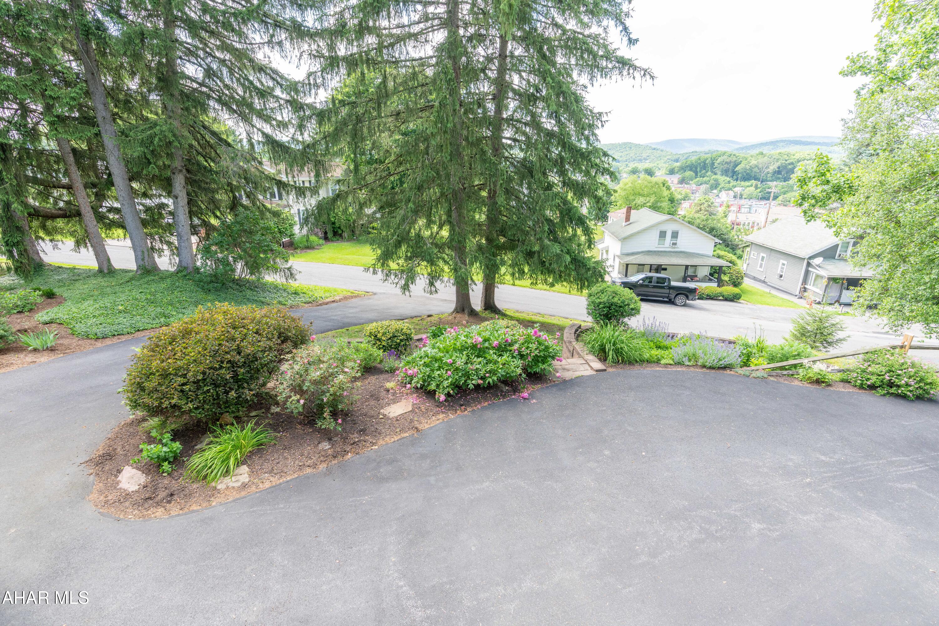 4022 Ridge Avenue Altoona, PA 16602 - Photo 69 of 71