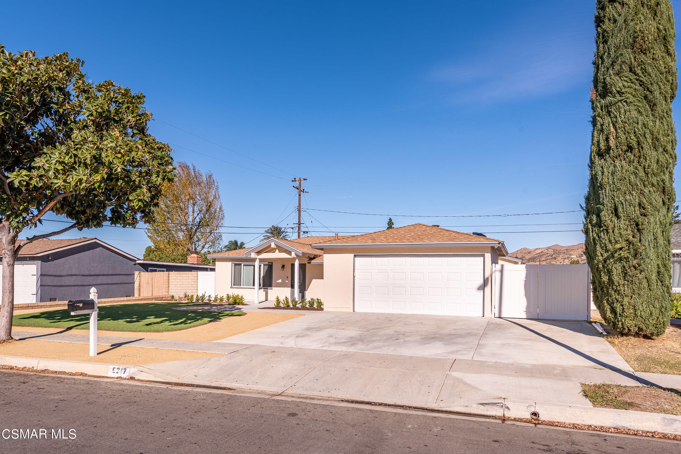 6217 Hope Street Simi Valley, CA 93063 - Photo 2 of 27 6217 Hope St Simi Valley-3