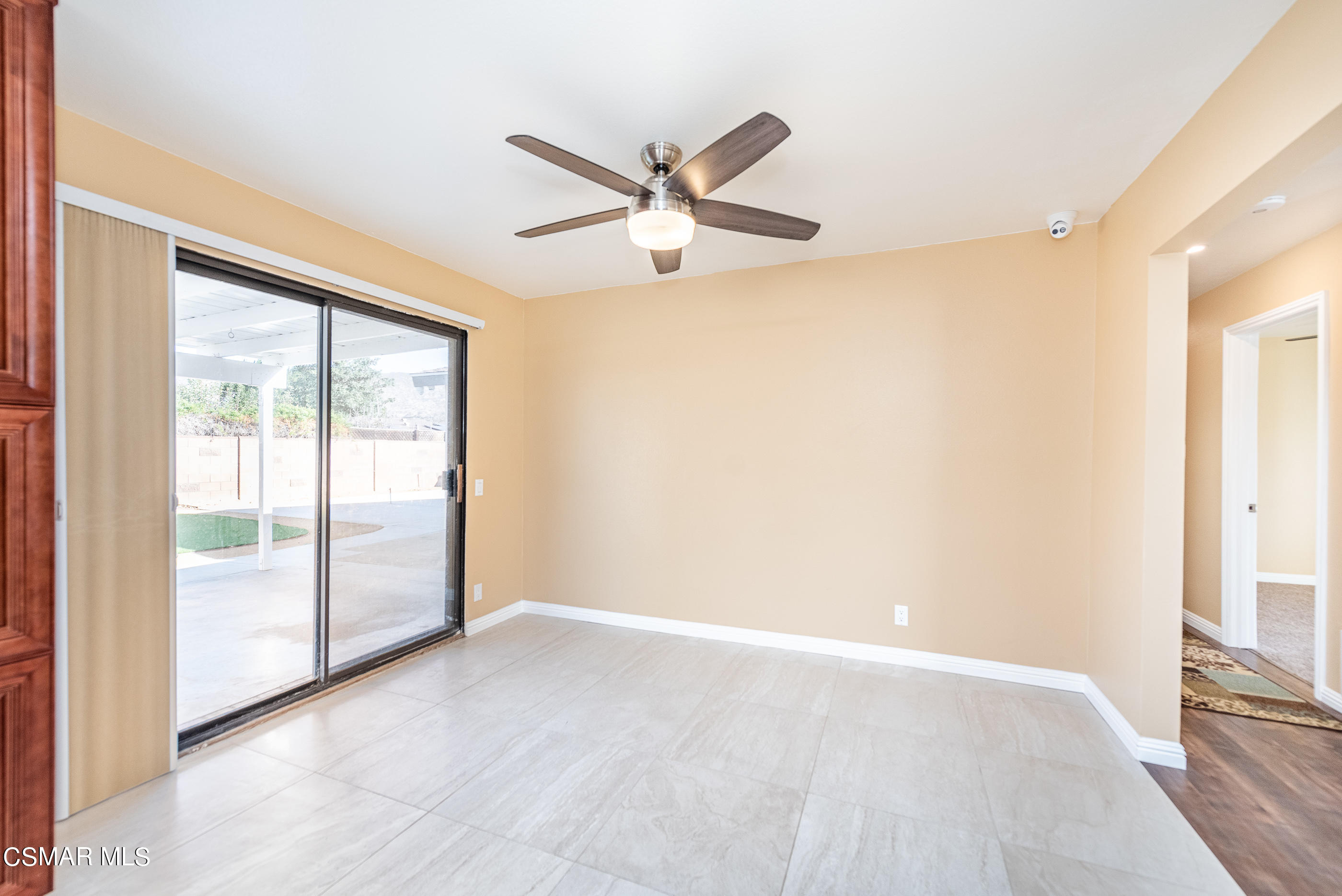 6217 Hope Street Simi Valley, CA 93063 - Photo 12 of 27 6217 Hope St Simi Valley-14