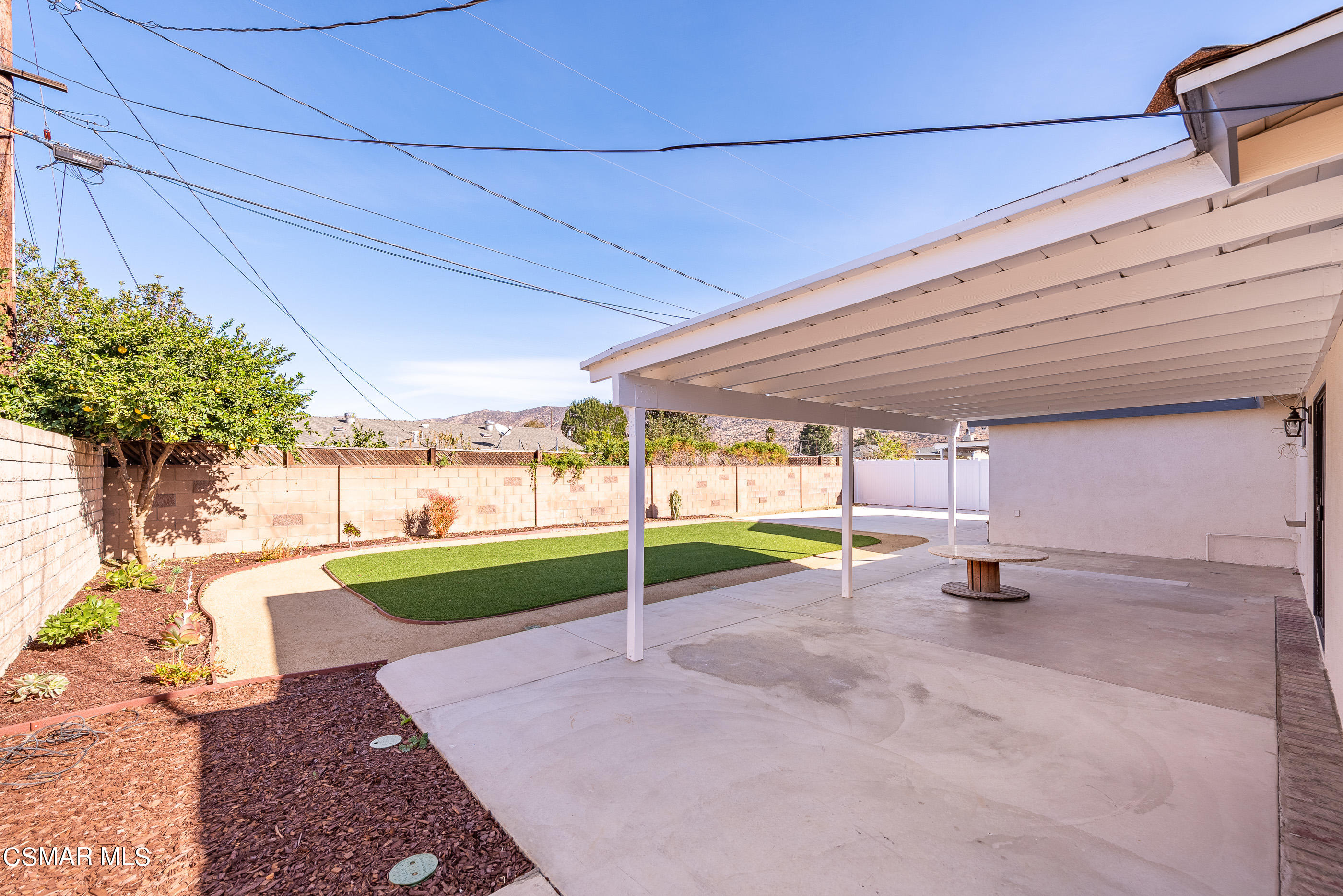 6217 Hope Street Simi Valley, CA 93063 - Photo 22 of 27 6217 Hope St Simi Valley-26