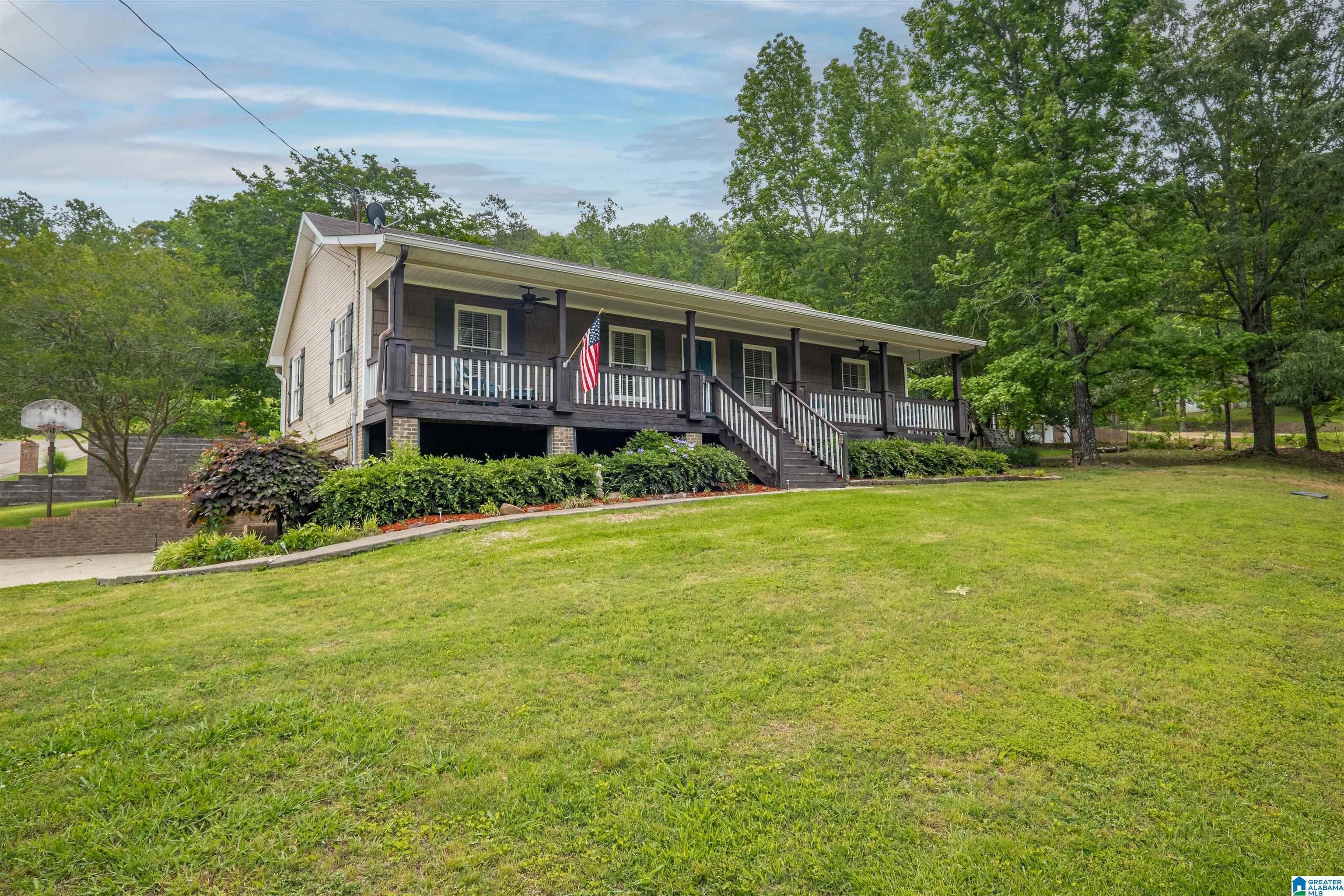100 Sycamore Lane Rainbow City, AL 35906 - Photo 1 of 22